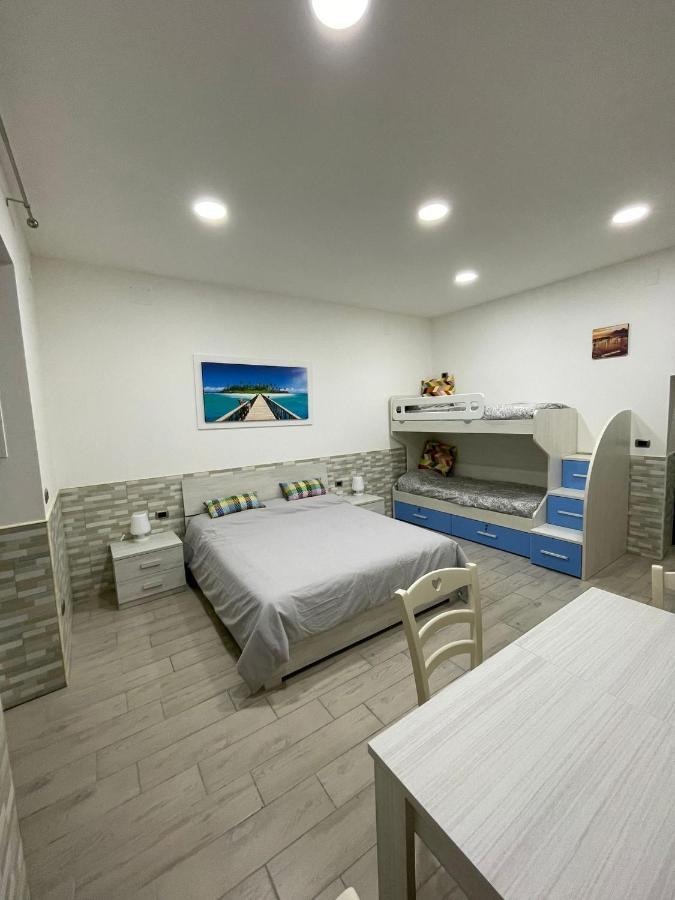Casa Vacanze Luisa Νάπολη Εξωτερικό φωτογραφία