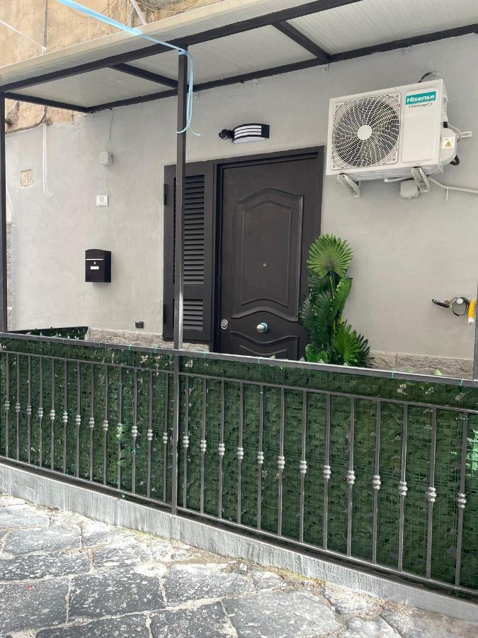 Casa Vacanze Luisa Νάπολη Εξωτερικό φωτογραφία